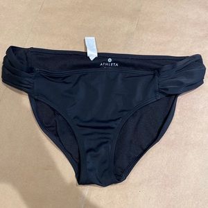 Athleta medium sized black bottoms